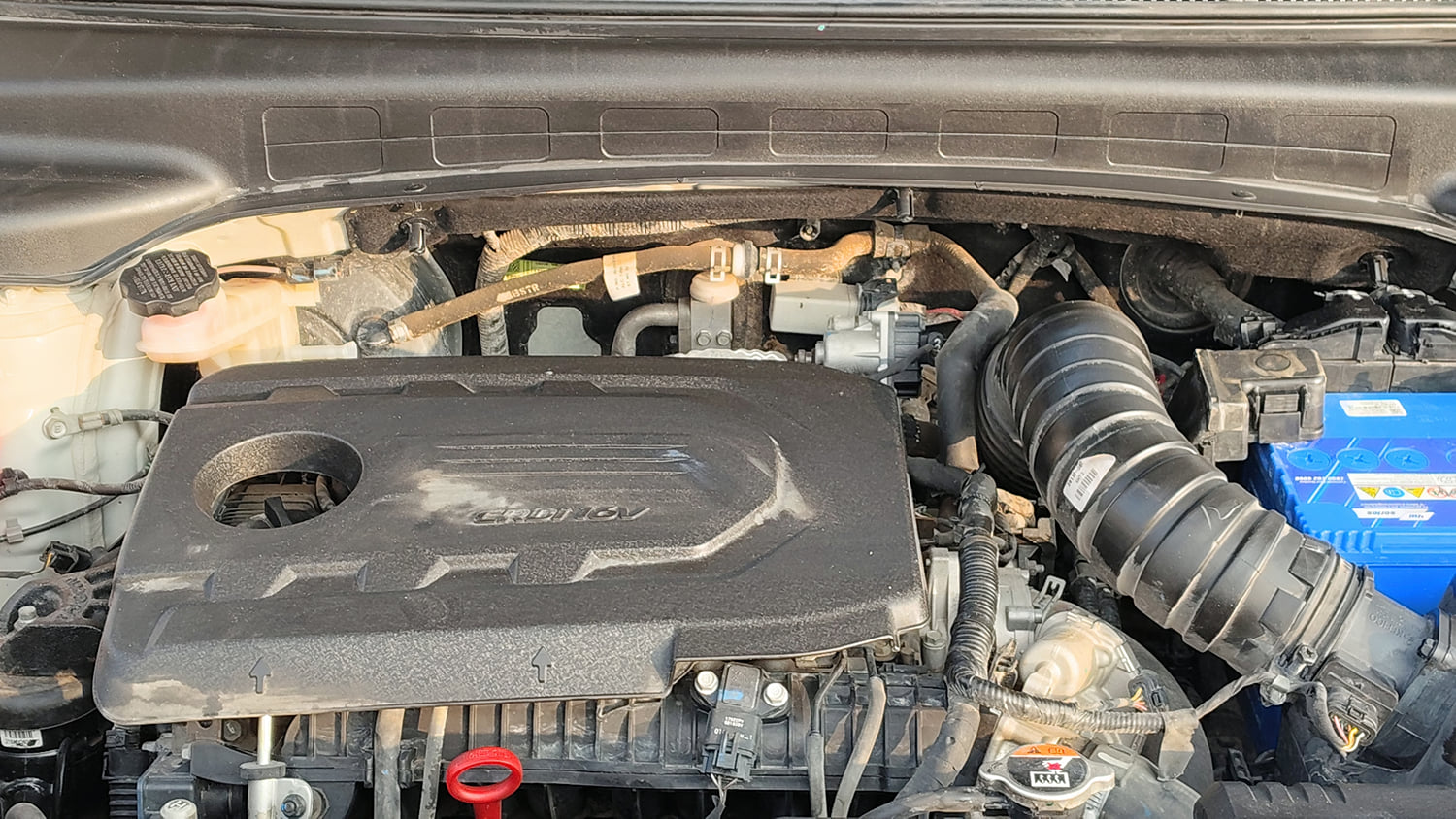 Used 2022 Hyundai Alcazar Signature (O) 6 STR 1.5 Diesel AT Diesel Automatic engine ENGINE & BONNET OPEN FRONT VIEW