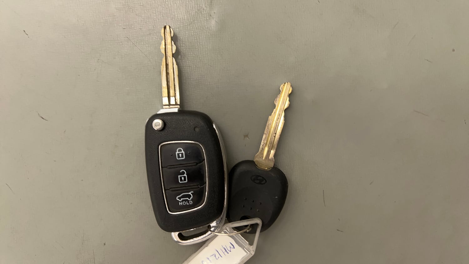 Used 2016 Hyundai Elite i20 Magna 1.2 Petrol Manual extra CAR KEY VIEW