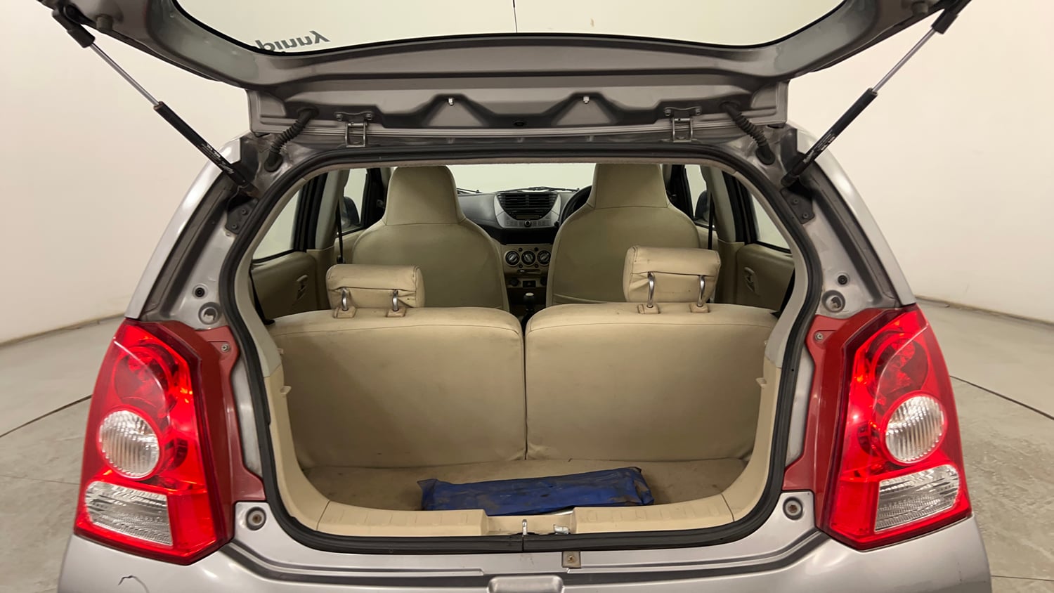 Used 2013 Maruti Suzuki A-Star VXI Petrol Manual interior DICKY INSIDE VIEW
