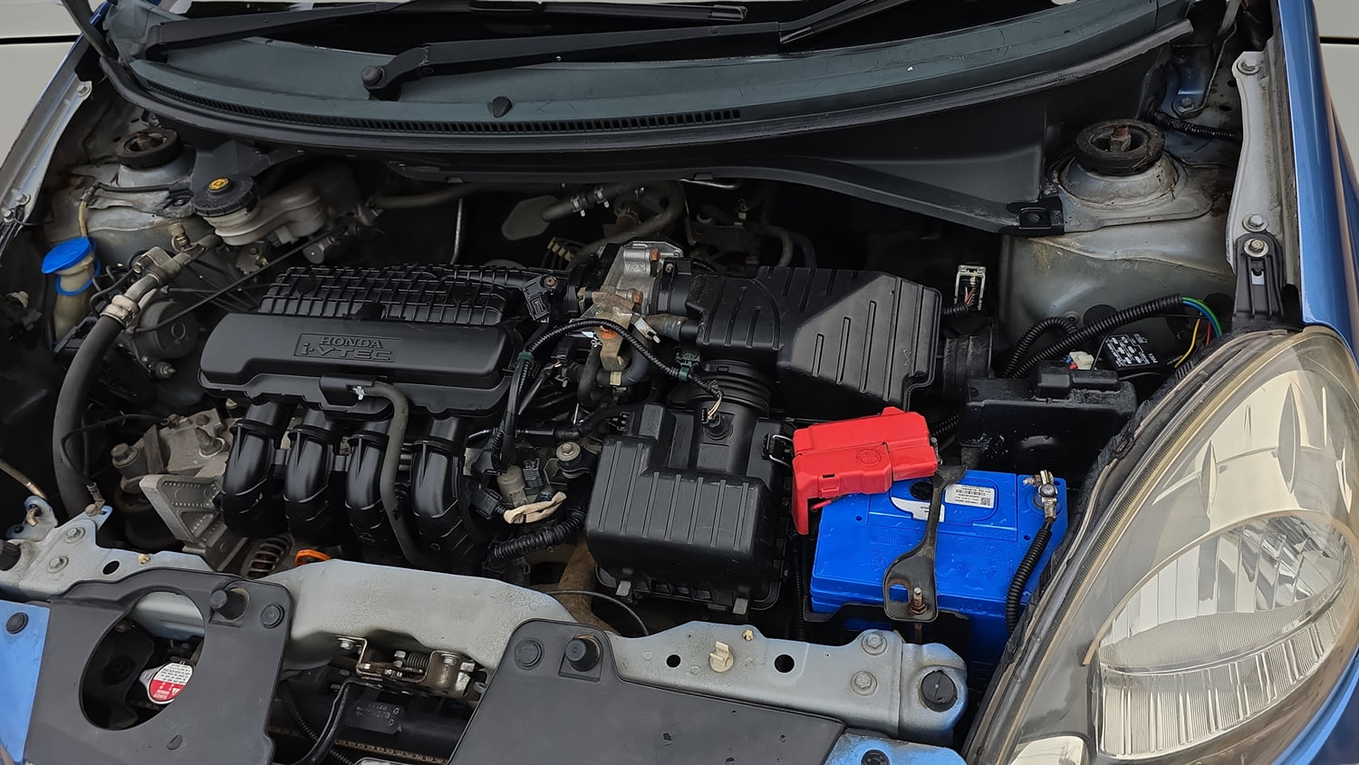 Used 2015 Honda Brio VX AT Petrol Automatic engine ENGINE LEFT SIDE VIEW