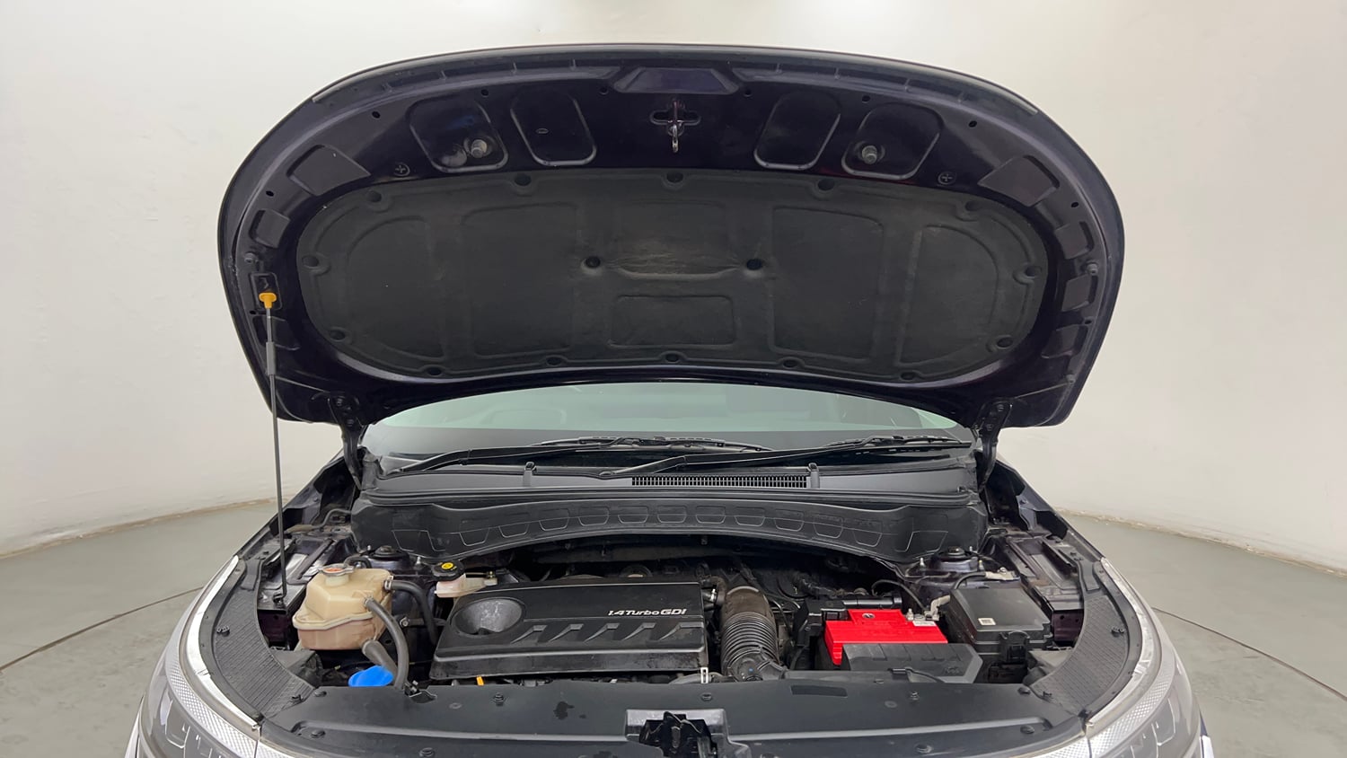 Used 2022 Kia Seltos GTX Plus 1.4 DCT Petrol Automatic engine ENGINE & BONNET OPEN FRONT VIEW