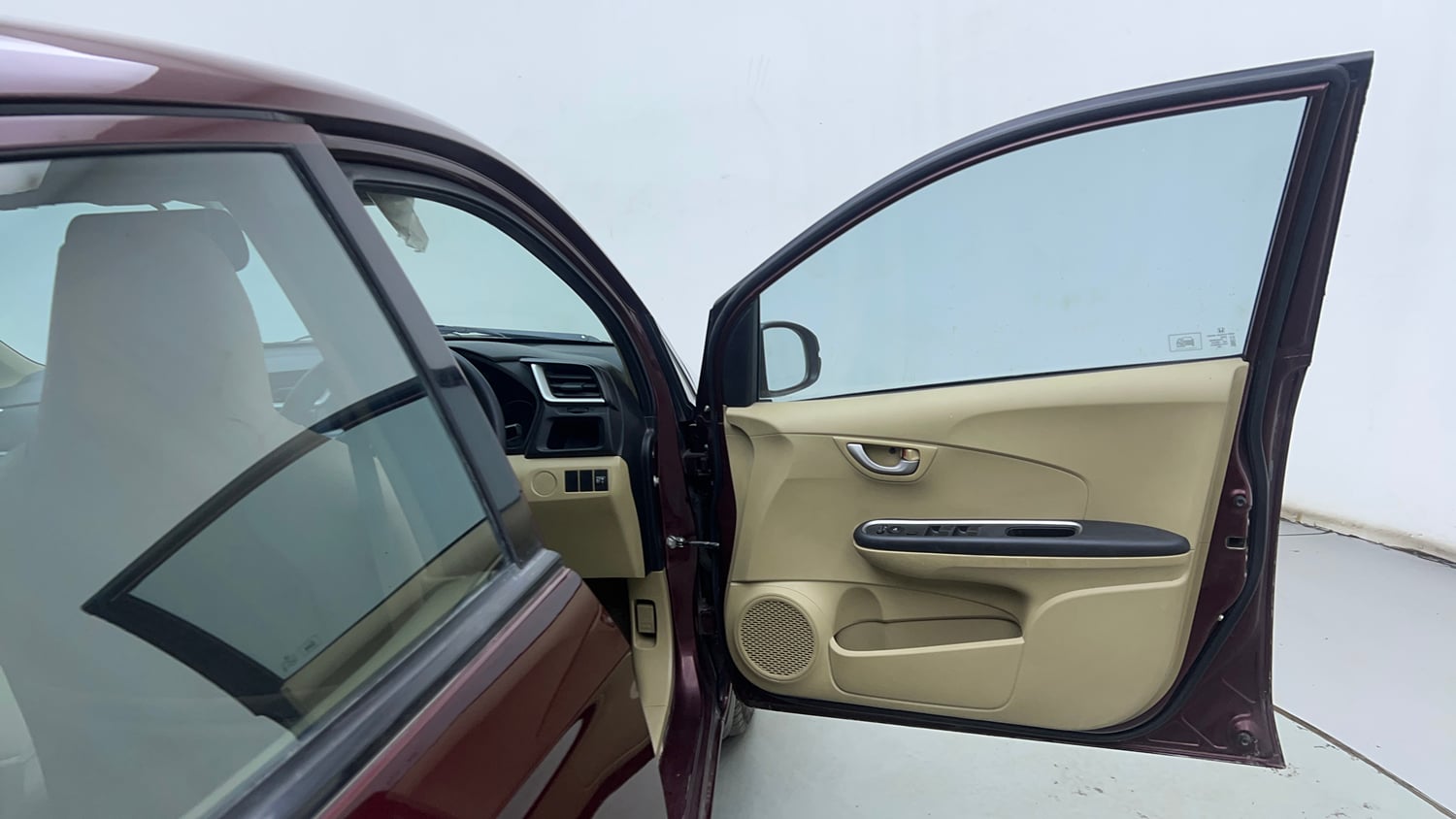 Used 2018 Honda Amaze 1.5 SX i-DTEC Diesel Manual interior RIGHT FRONT DOOR OPEN VIEW