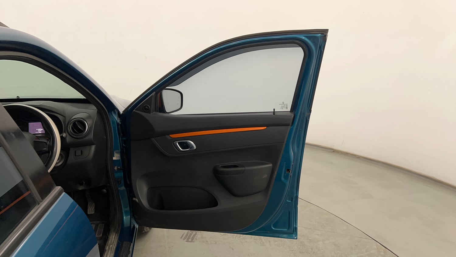 Used 2020 Renault Kwid CLIMBER 1.0 Opt Petrol Manual interior RIGHT FRONT DOOR OPEN VIEW