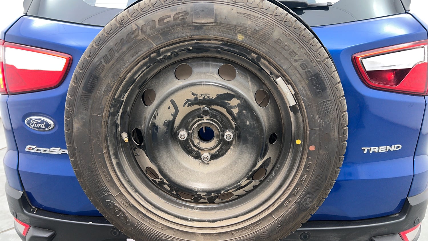 Used 2018 Ford EcoSport Trend + 1.5L Ti-VCT AT Petrol Automatic tyres SPARE TYRE VIEW