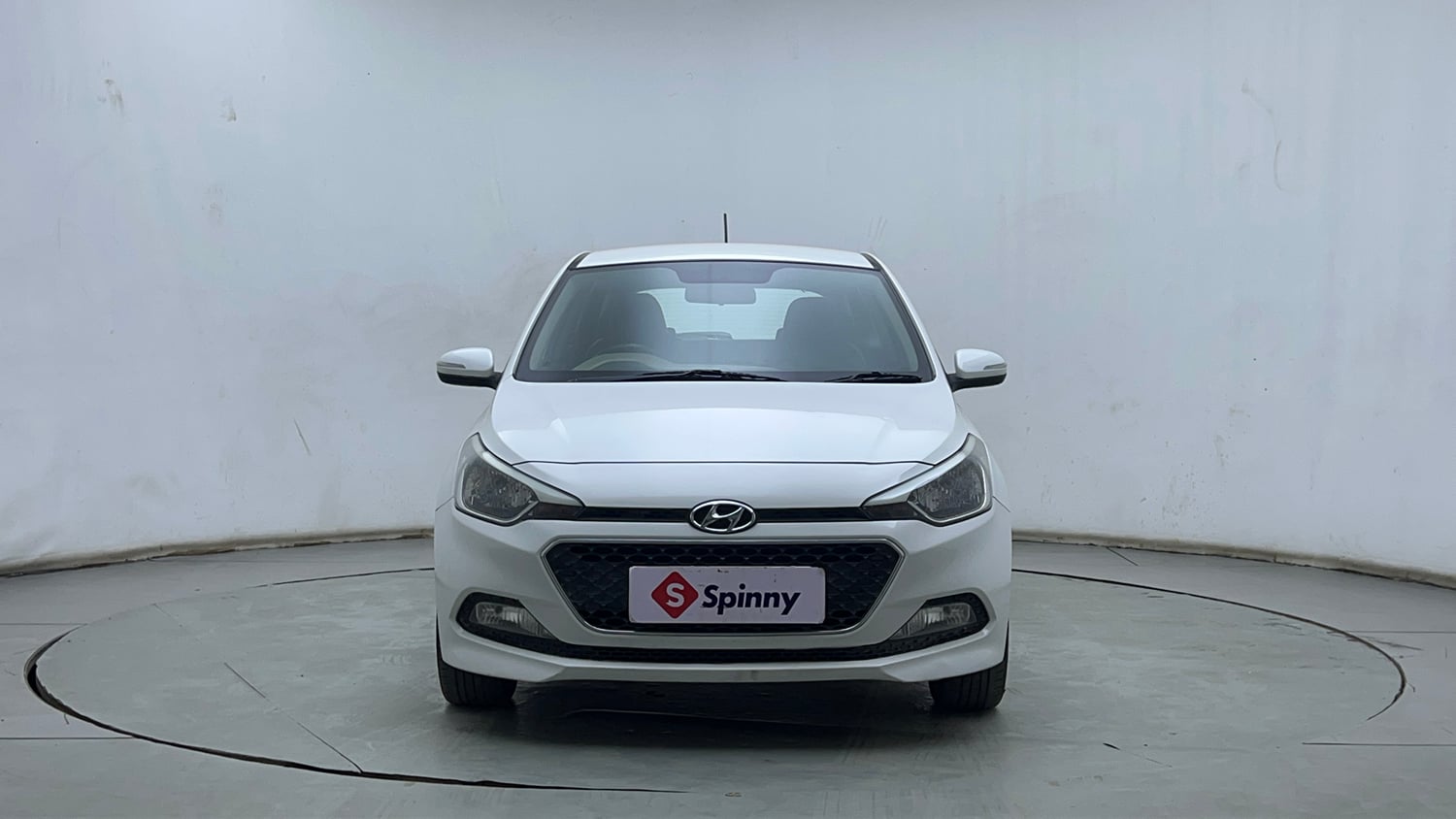 Used 2016 Hyundai Elite i20 Asta 1.4 CRDI Diesel Manual exterior FRONT VIEW