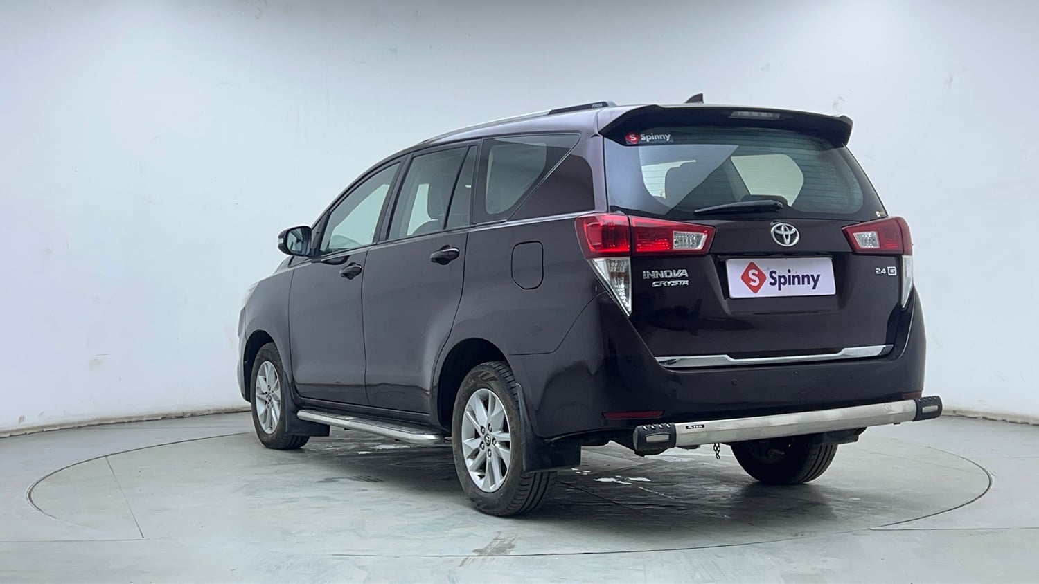Used 2016 Toyota Innova Crysta 2.4 G 7 STR Diesel Manual exterior LEFT REAR CORNER VIEW