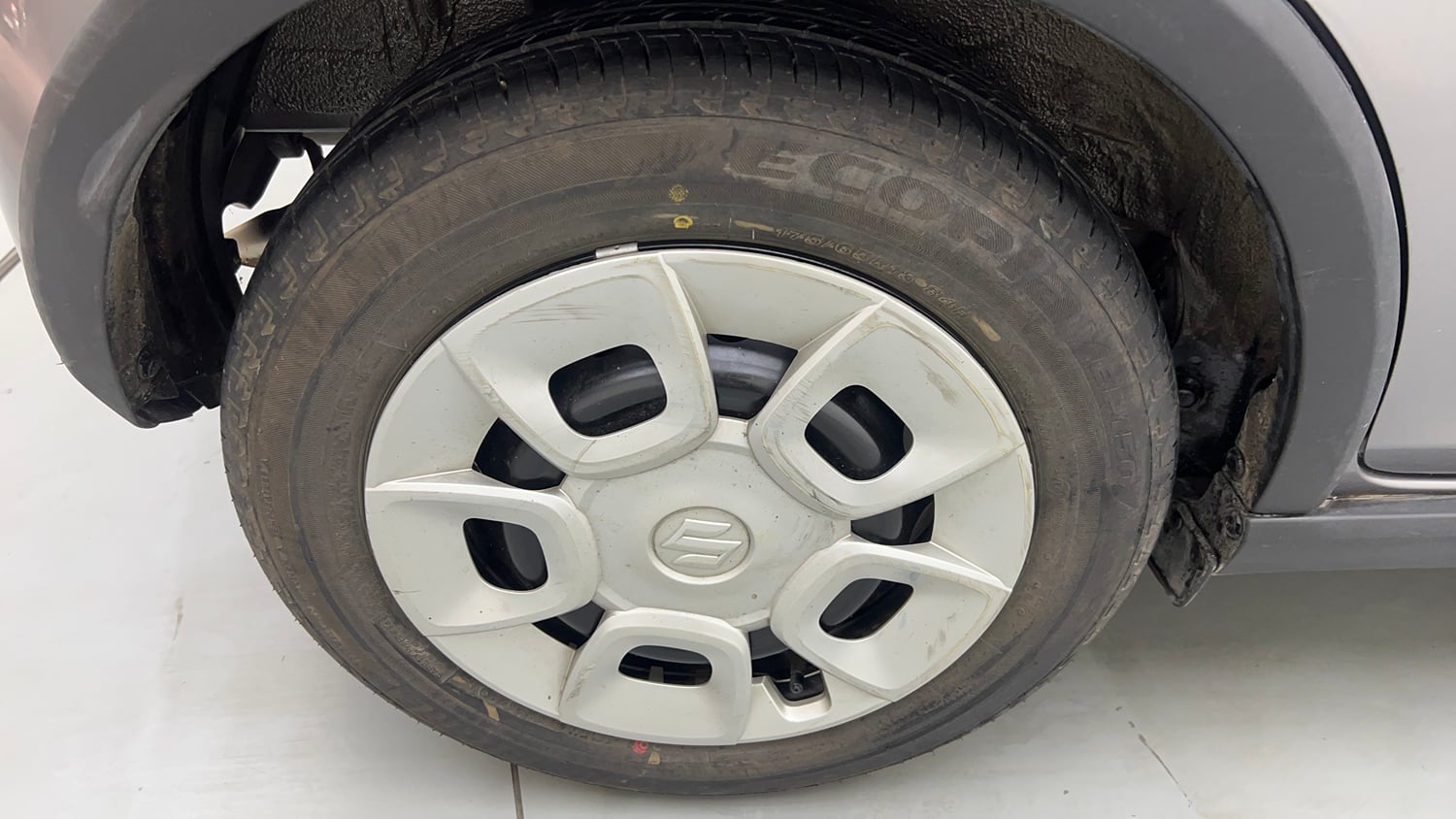 Used 2022 Maruti Suzuki Ignis Delta 1.2 MT Petrol Manual tyres RIGHT REAR TYRE RIM VIEW