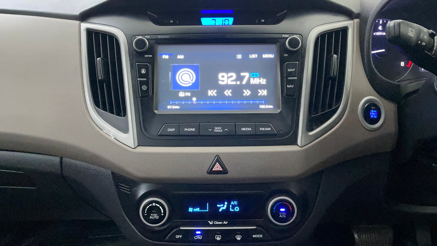 Used 2017 Hyundai Creta 1.6 SX Plus AT Petrol Petrol Automatic interior MUSIC SYSTEM & AC CONTROL VIEW