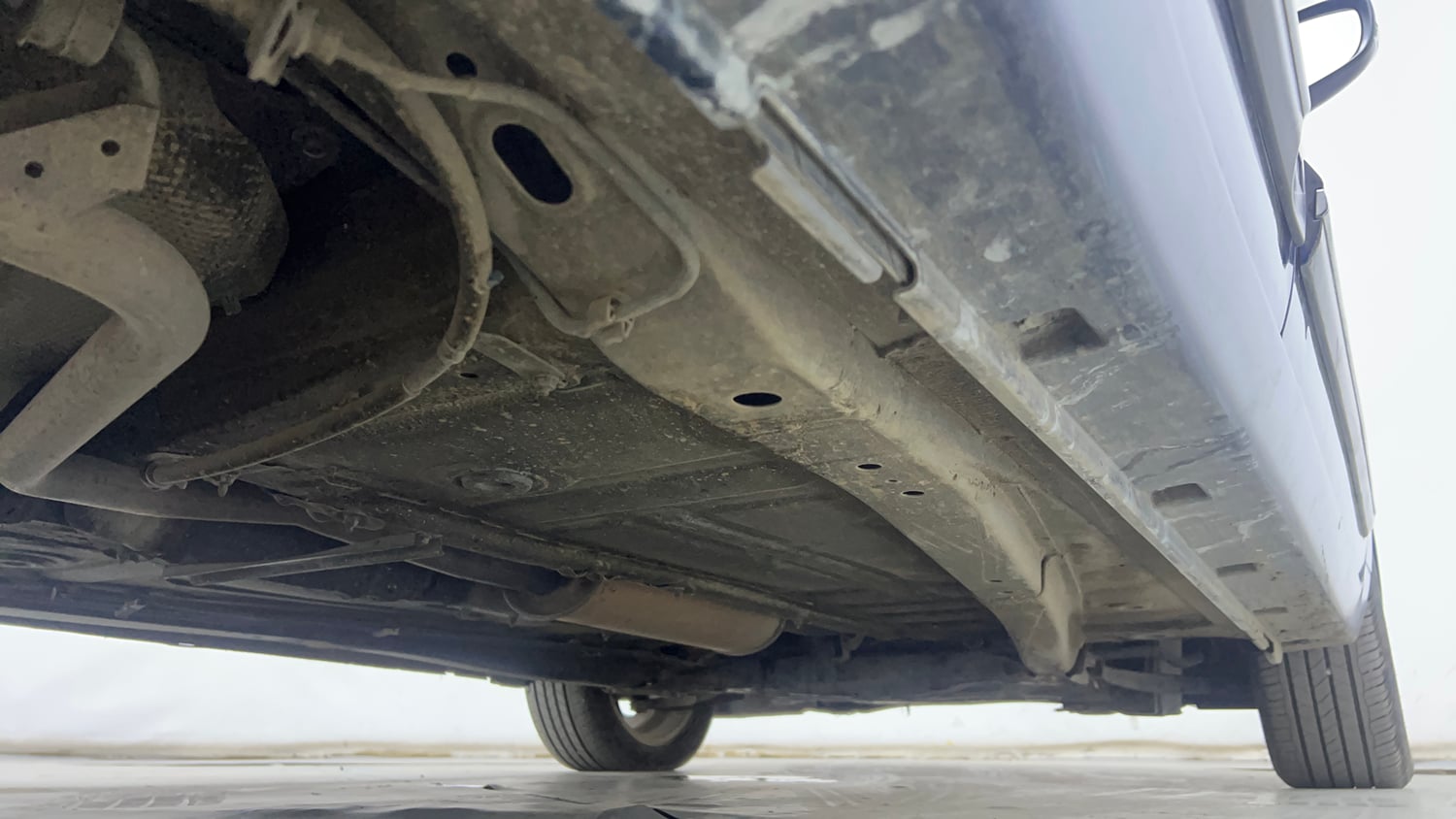 Used 2018 Maruti Suzuki Baleno Alpha 1.2 AT Petrol Automatic extra REAR RIGHT UNDERBODY VIEW