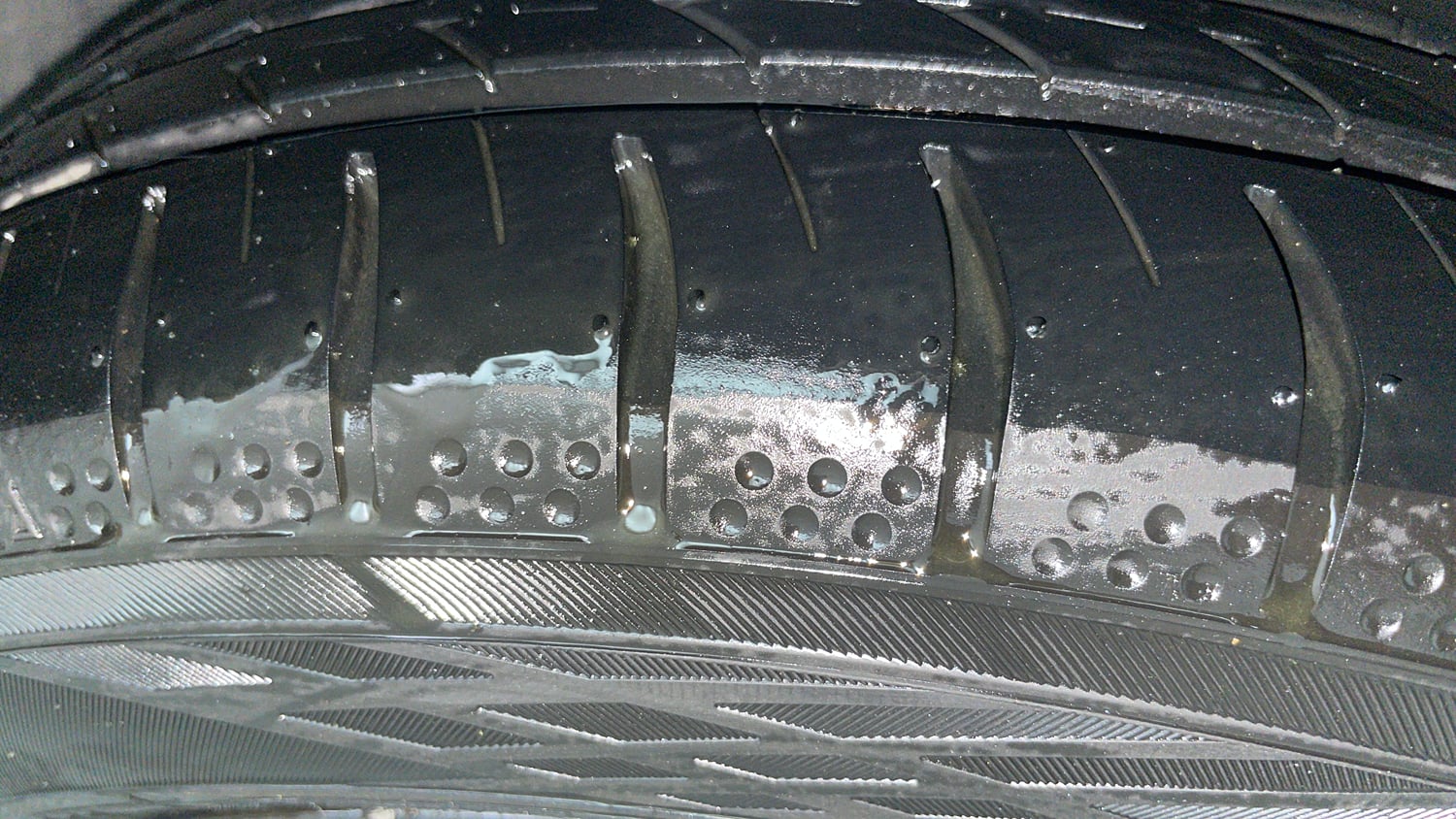 Used 2021 Tata Tiago XZ Plus Petrol Manual tyres RIGHT FRONT TYRE TREAD VIEW