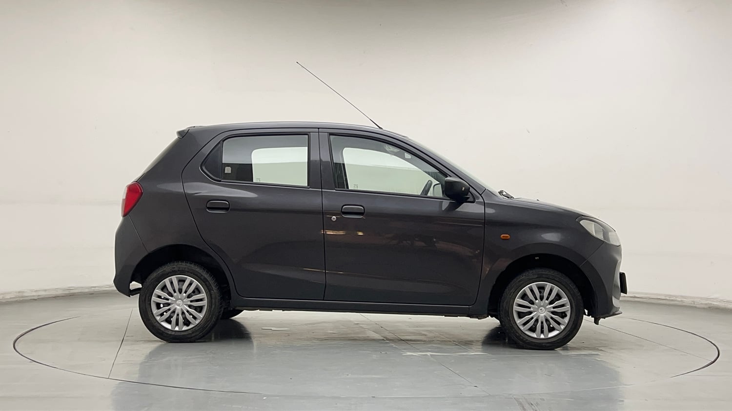 Used 2023 Maruti Suzuki Alto K10 VXi S-CNG Cng Manual exterior RIGHT SIDE VIEW