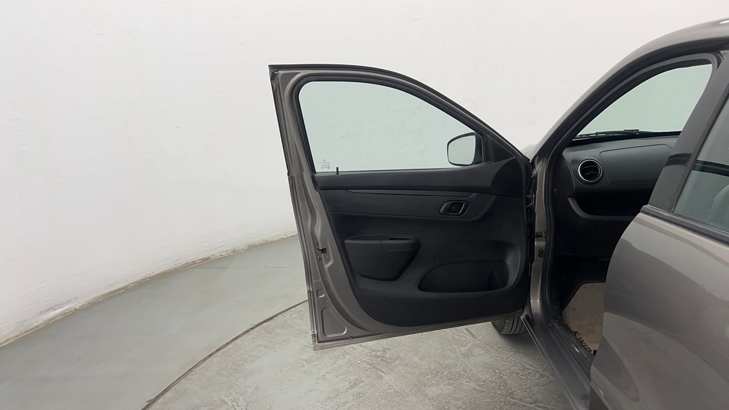 Used 2019 Renault Kwid RXL Petrol Manual interior LEFT FRONT DOOR OPEN VIEW