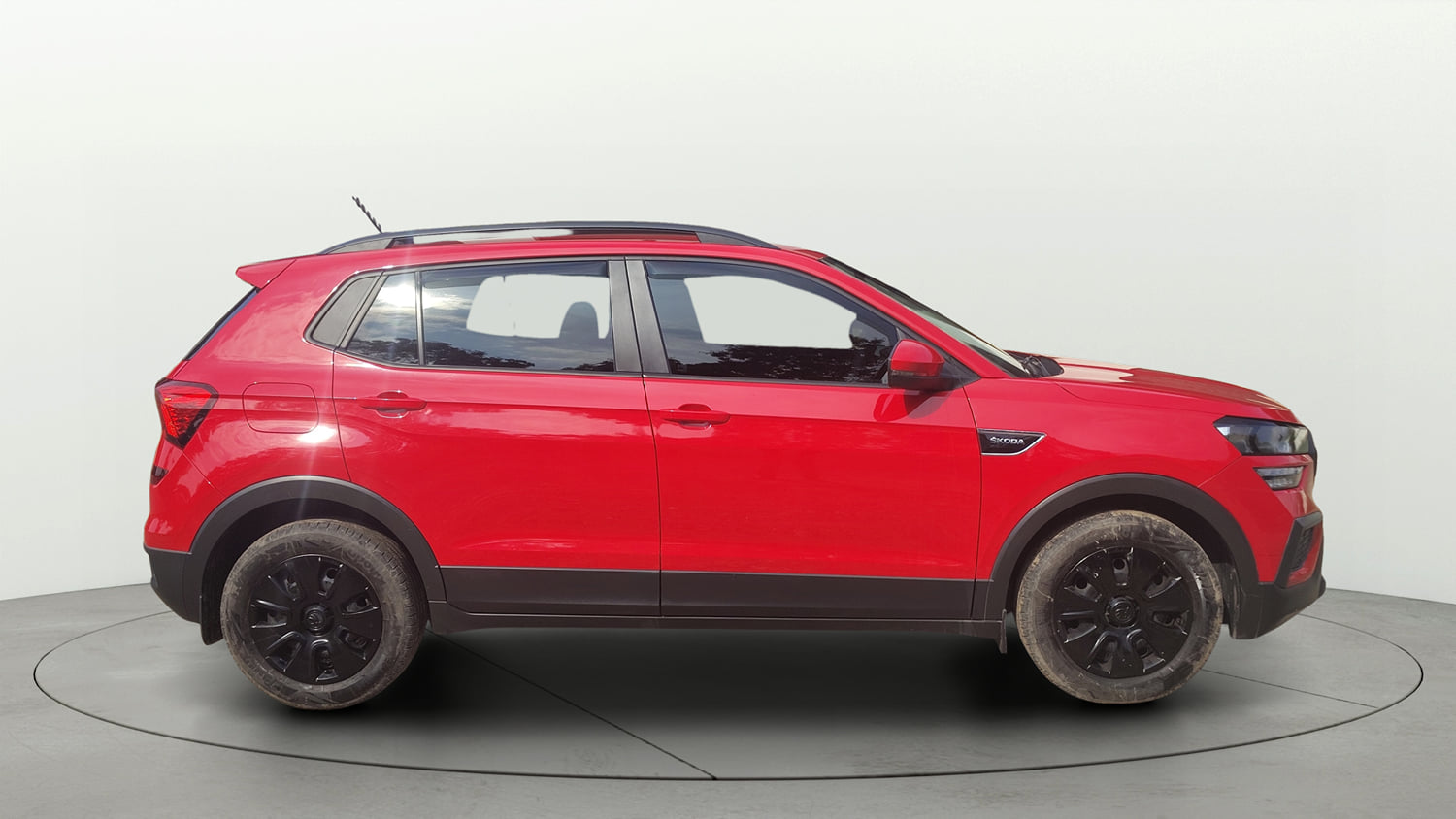 Used 2022 Skoda Kushaq Active 1.0 TSI MT Petrol Manual exterior RIGHT SIDE VIEW