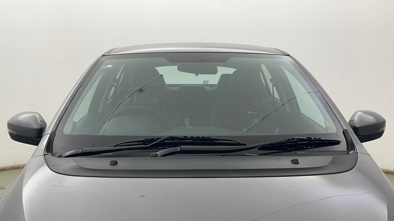 Used 2020 Tata Tigor Revotron XZ Petrol Manual exterior FRONT WINDSHIELD VIEW