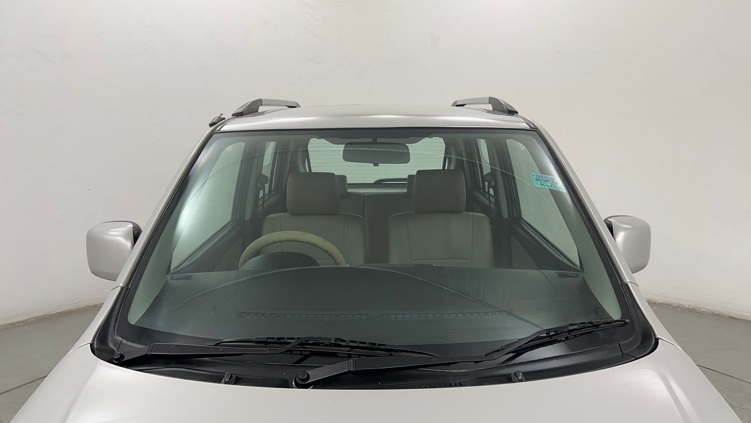 Used 2015 Maruti Suzuki Wagon R VXI Petrol Manual exterior FRONT WINDSHIELD VIEW