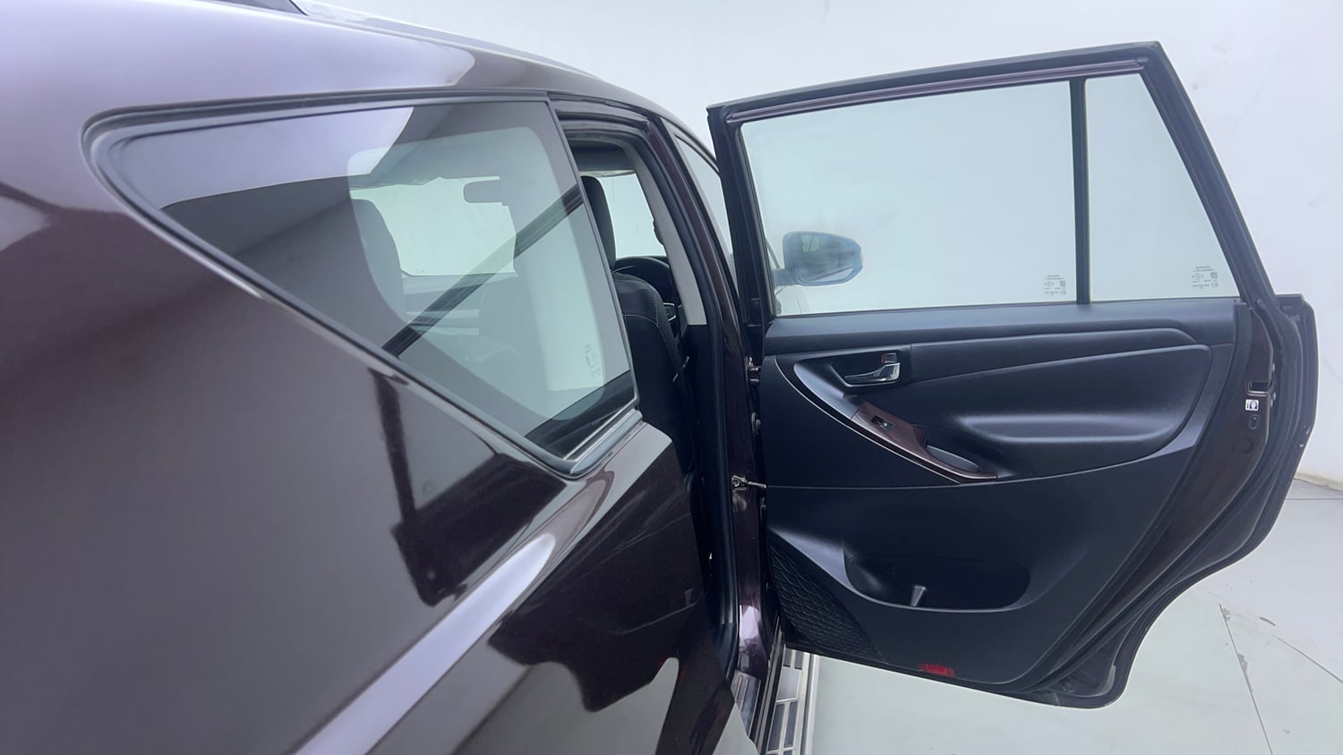 Used 2016 Toyota Innova Crysta 2.4 G 7 STR Diesel Manual interior RIGHT REAR DOOR OPEN VIEW