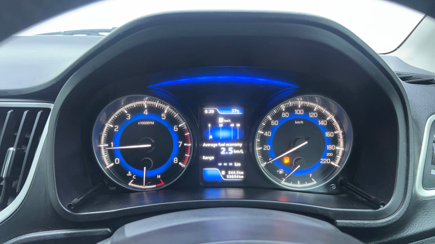 Used 2017 Maruti Suzuki Baleno Zeta 1.2 Petrol Manual interior CLUSTERMETER VIEW