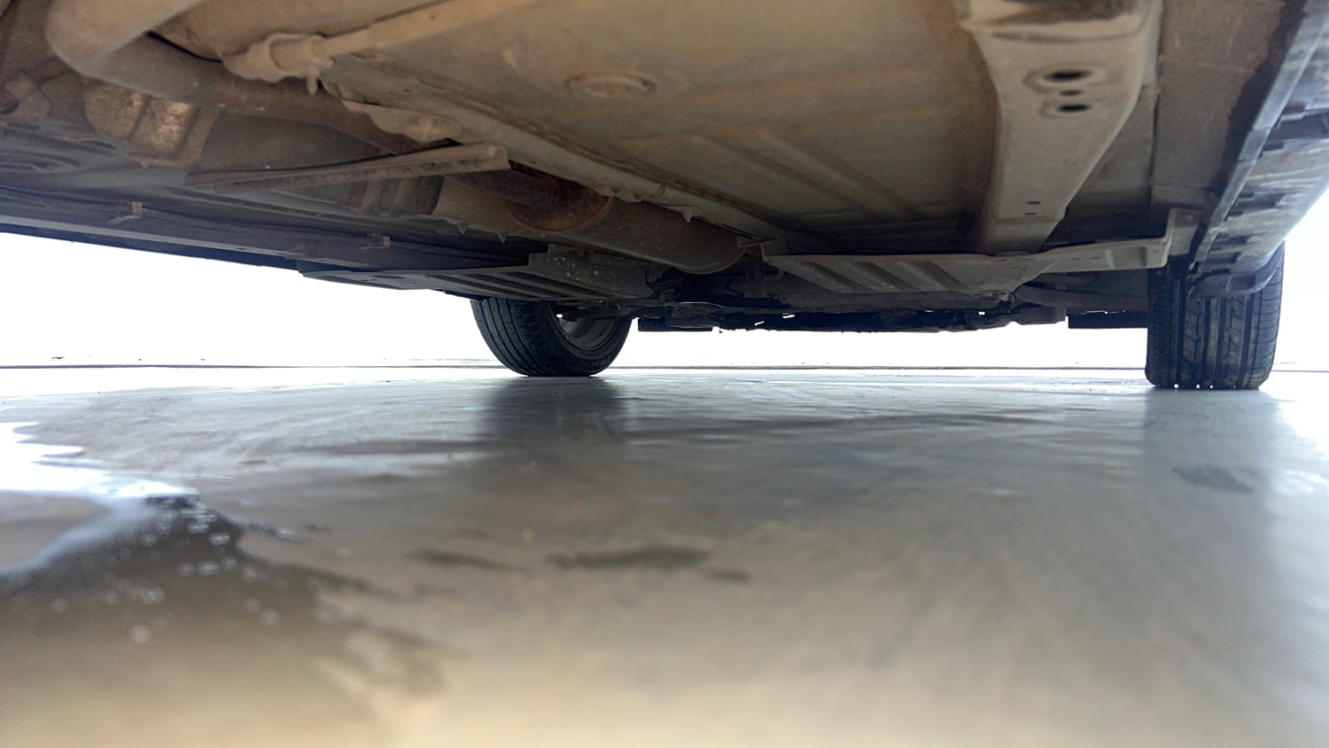 Used 2022 Maruti Suzuki Baleno Alpha MT Petrol Manual extra REAR RIGHT UNDERBODY VIEW