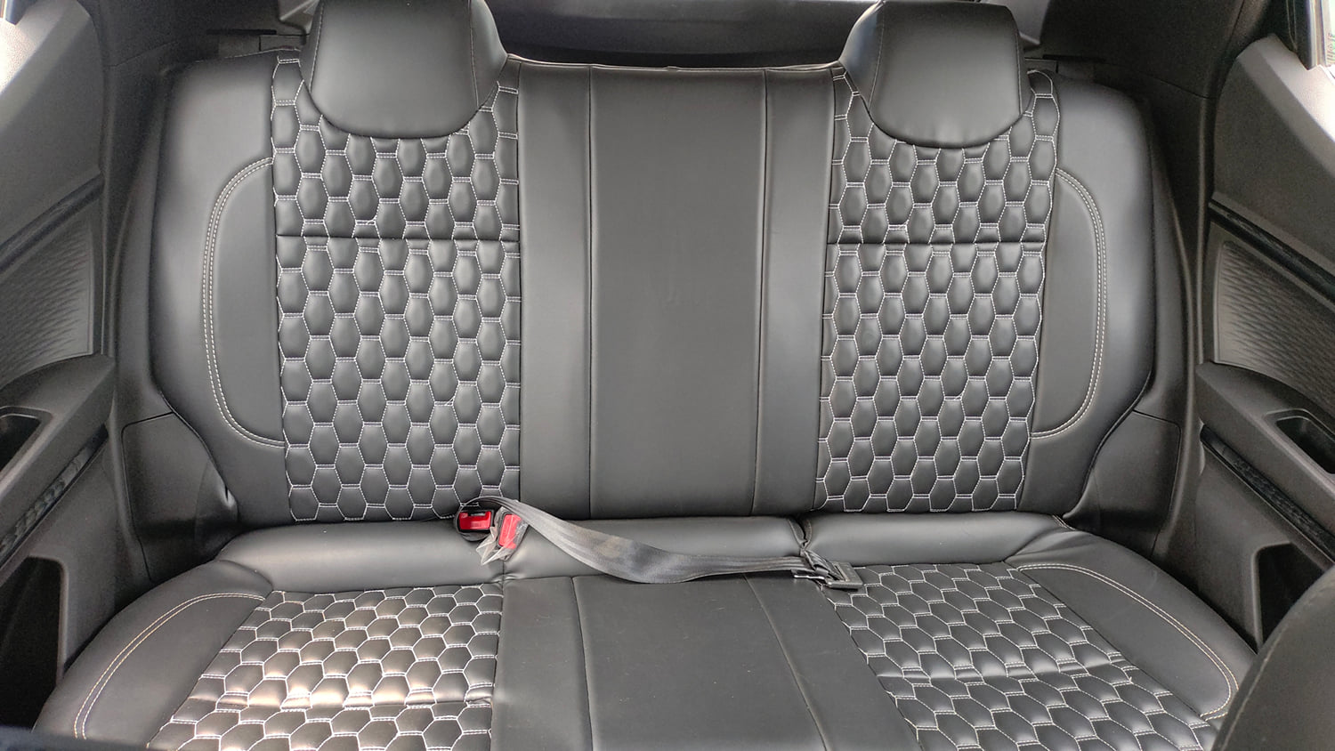 Used 2024 Renault Kiger RXE Petrol Manual interior REAR SEAT CONDITION VIEW