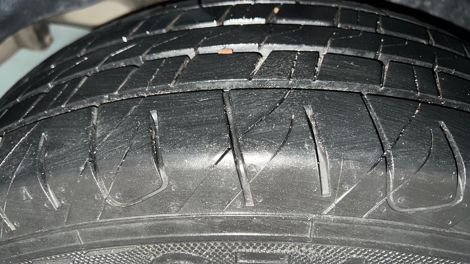 Used 2019 Hyundai Creta S 1.4 CRDi Diesel Manual tyres RIGHT REAR TYRE TREAD VIEW