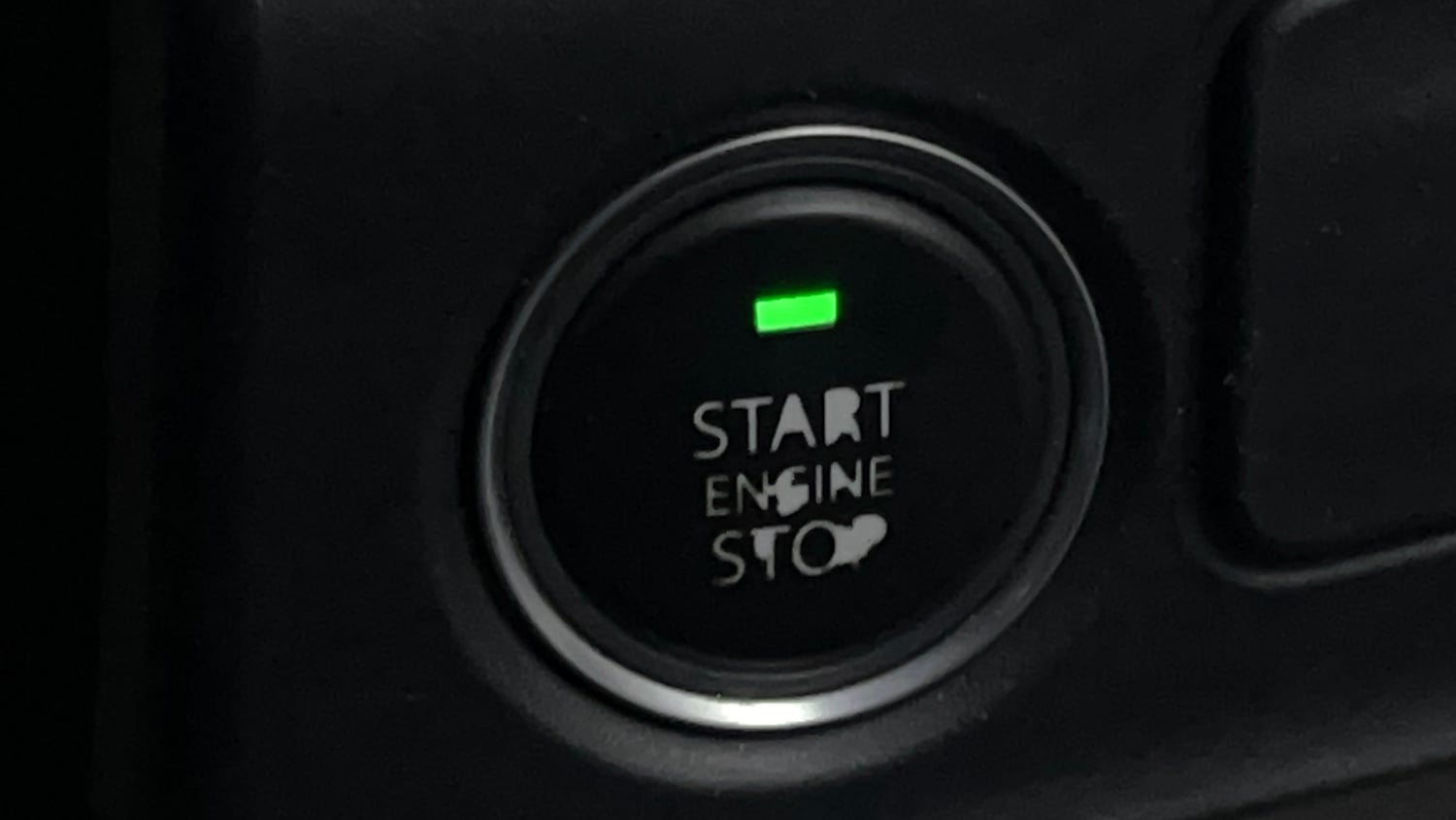 Used 2021 Tata Altroz XT Petrol Petrol Manual top_features Keyless start