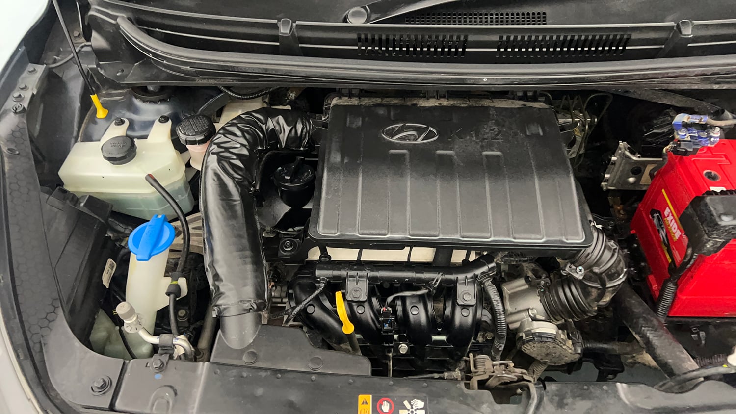 Used 2021 Hyundai Grand i10 Nios Sportz 1.2 Kappa VTVT Petrol Manual engine ENGINE RIGHT SIDE VIEW