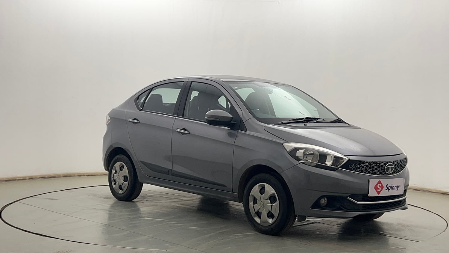Used 2020 Tata Tigor Revotron XZ Petrol Manual exterior RIGHT FRONT CORNER VIEW