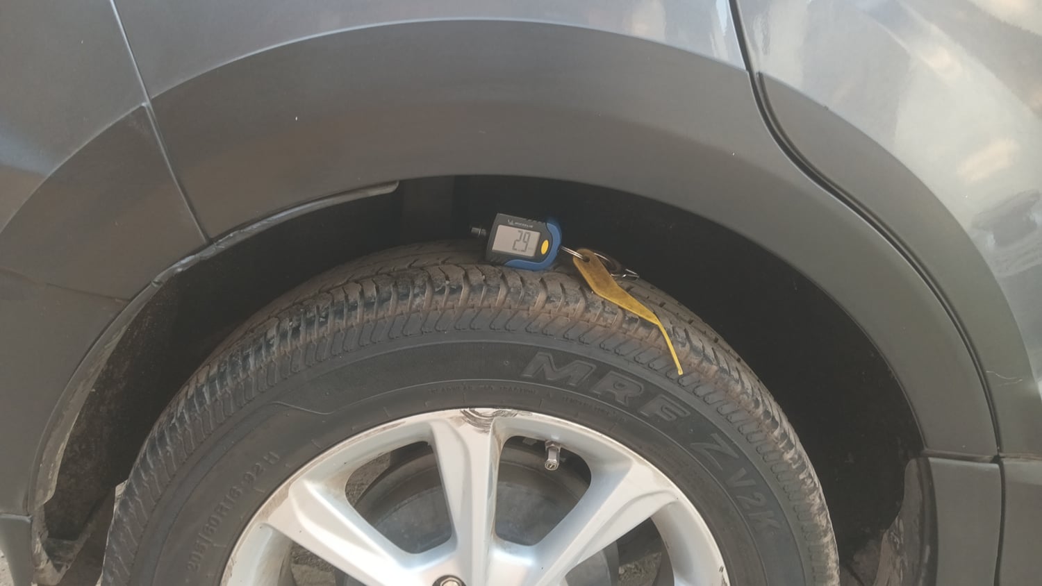 Used 2020 Ford EcoSport Titanium 1.5L TDCi Diesel Manual tyres RIGHT REAR TYRE TREAD VIEW
