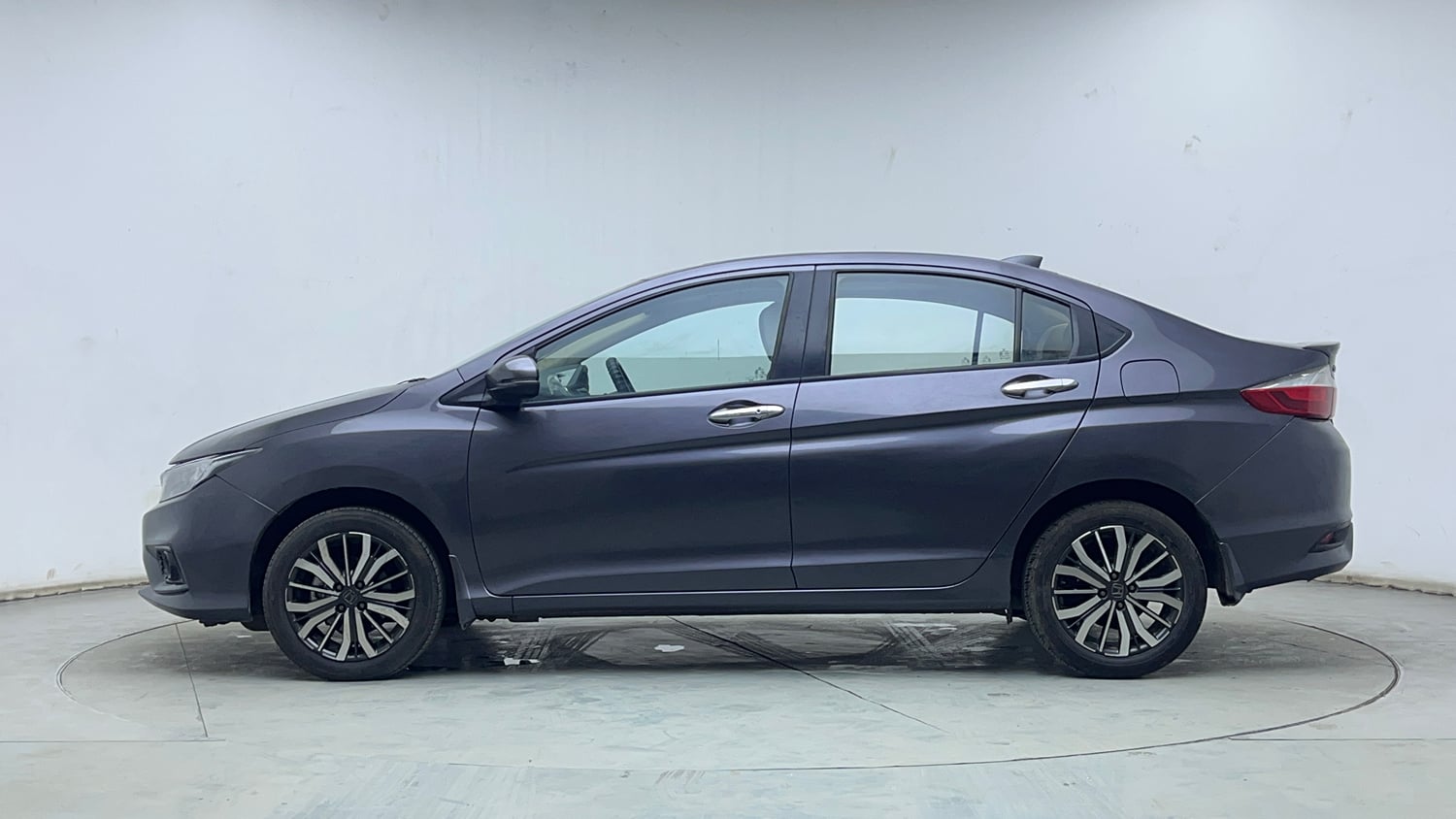 Used 2017 Honda City ZX CVT Petrol Petrol Automatic exterior LEFT SIDE VIEW