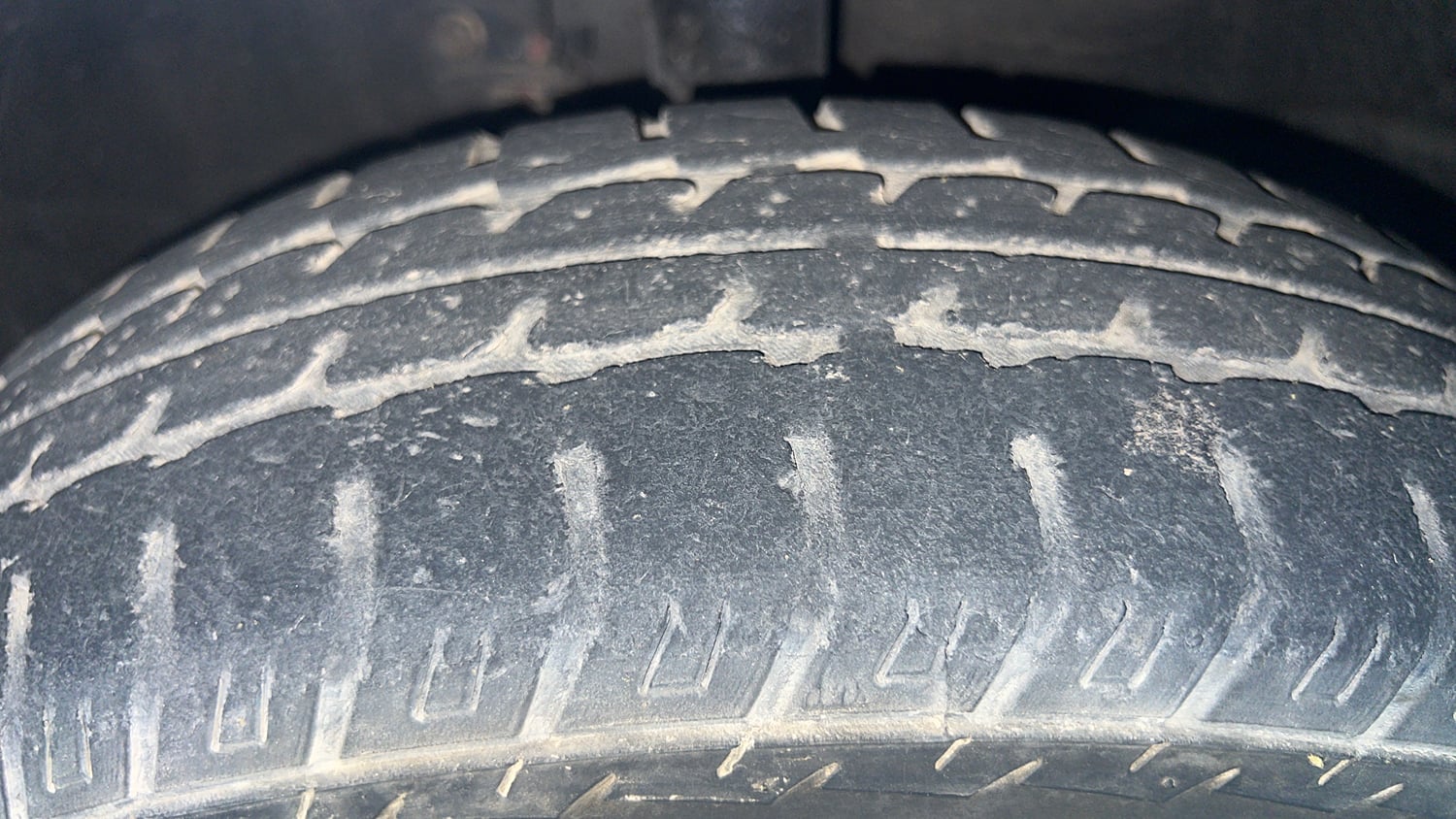 Used 2018 Maruti Suzuki Wagon R LXI CNG Cng Manual tyres RIGHT FRONT TYRE TREAD VIEW