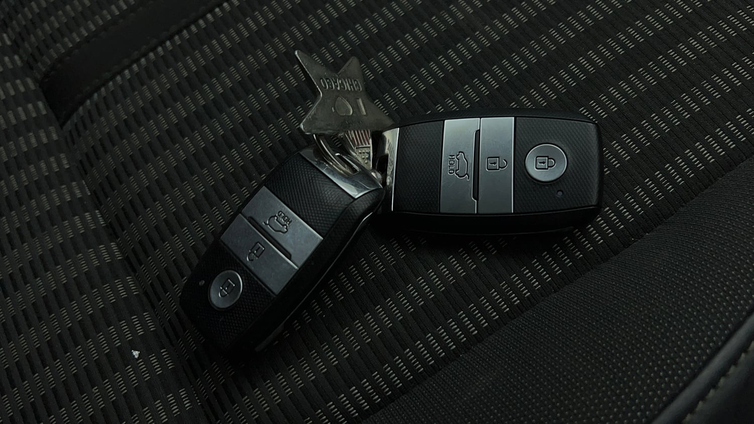 Used 2022 Kia Carens Prestige Plus 1.4 Petrol MT 7 STR Petrol Manual extra CAR KEY VIEW
