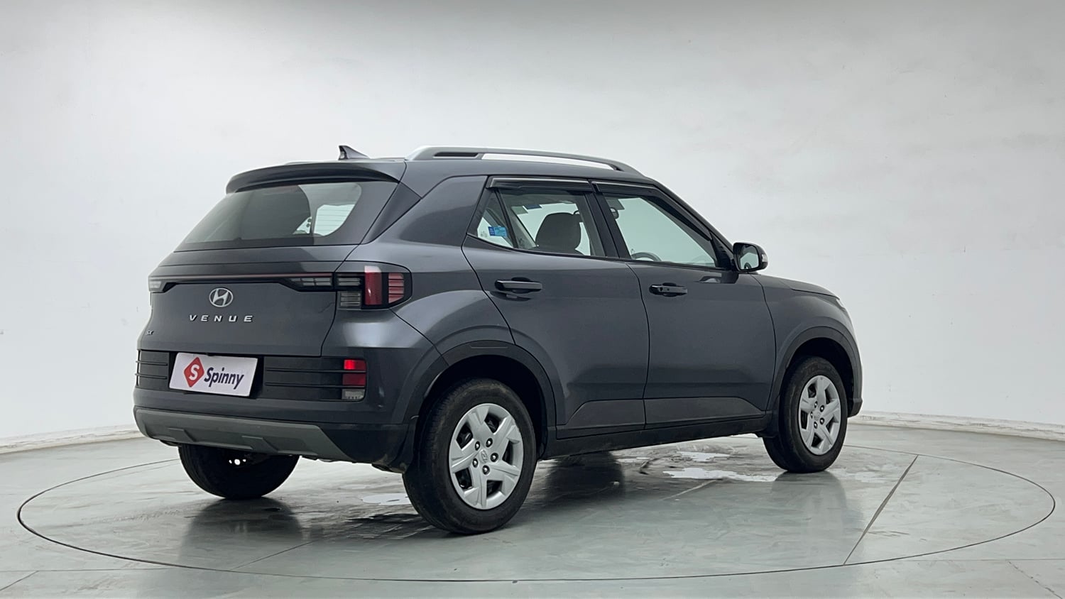 Used 2022 Hyundai Venue SX 1.2 Petrol Petrol Manual exterior RIGHT REAR CORNER VIEW