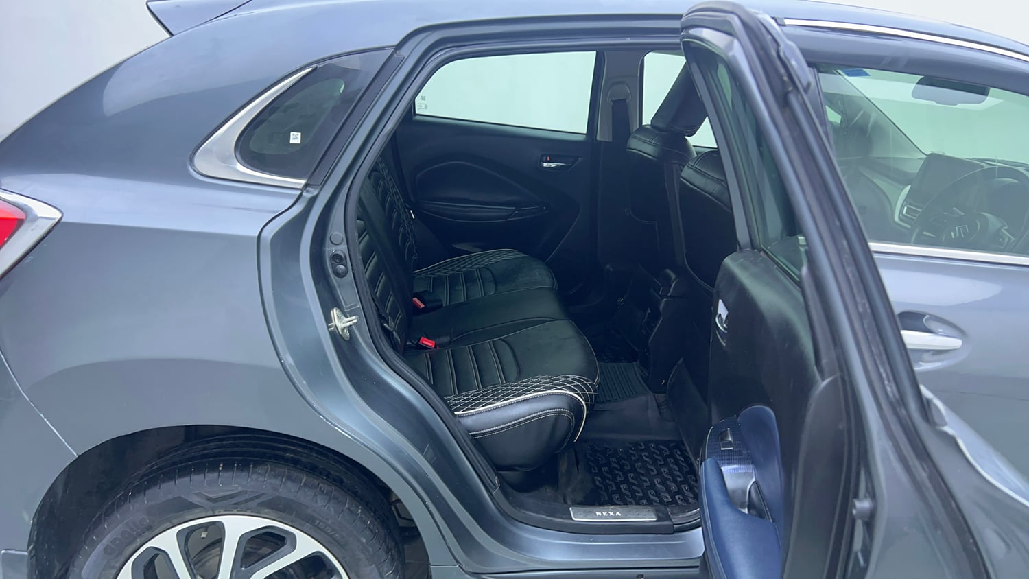 Used 2022 Maruti Suzuki Baleno Alpha MT Petrol Manual interior RIGHT SIDE REAR DOOR CABIN VIEW