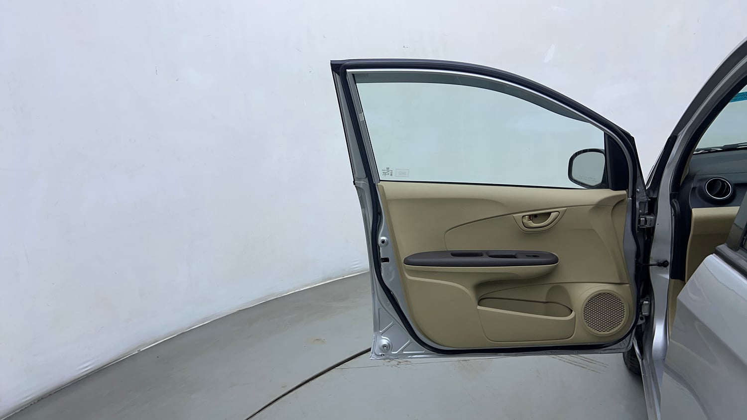 Used 2013 Honda Amaze 1.2 S i-VTEC Petrol Manual interior LEFT FRONT DOOR OPEN VIEW