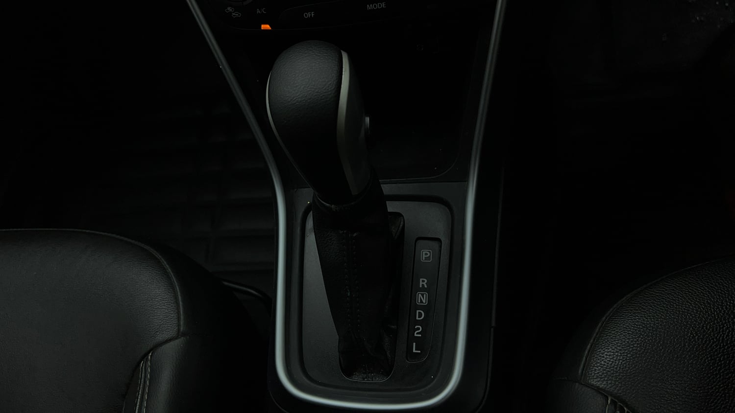 Used 2021 Maruti Suzuki S-Cross Alpha AT Petrol Automatic interior GEAR  KNOB VIEW