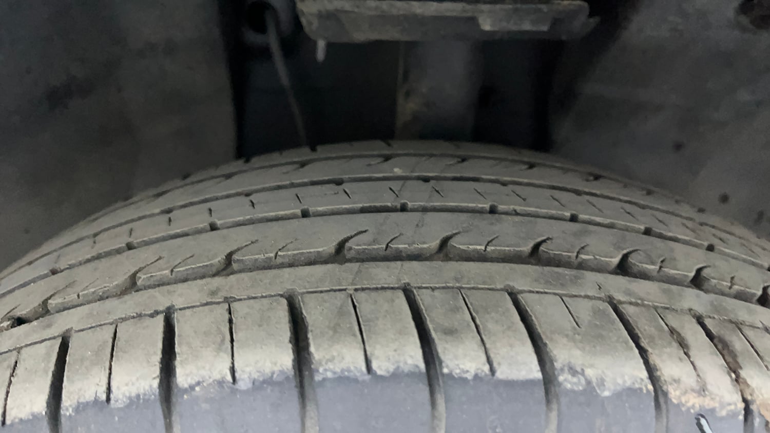 Used 2022 Tata Punch Kaziranga Creative MT Petrol Manual tyres RIGHT FRONT TYRE TREAD VIEW