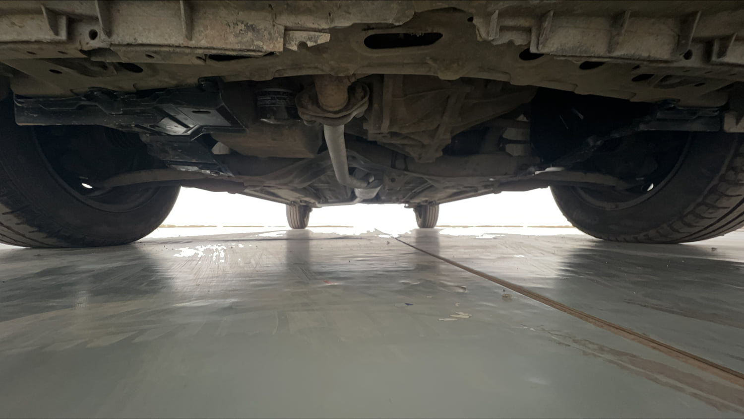 Used 2015 Maruti Suzuki Celerio ZXi AMT Petrol Automatic extra FRONT LEFT UNDERBODY VIEW