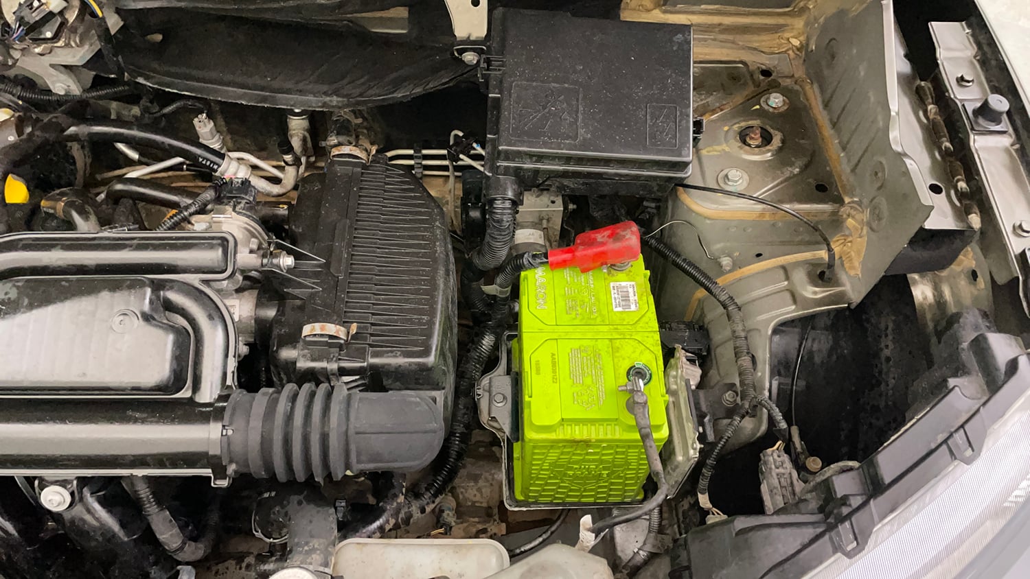 Used 2023 Renault Kwid RXT 1.0 Petrol Manual engine ENGINE LEFT SIDE VIEW