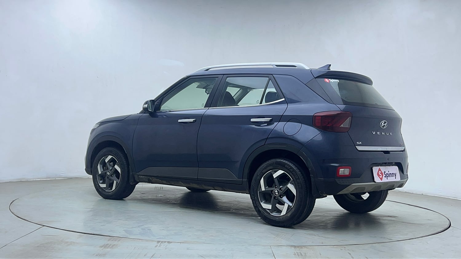 Used 2021 Hyundai Venue SX Plus 1.0 Turbo DCT Petrol Automatic exterior LEFT REAR CORNER VIEW