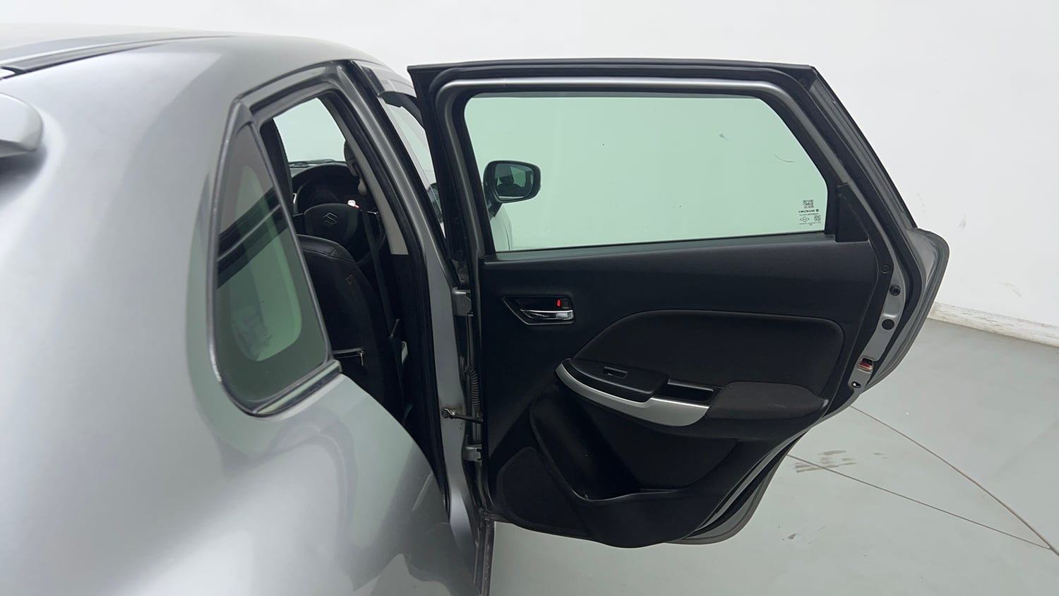 Used 2018 Maruti Suzuki Baleno Alpha 1.2 Petrol Manual interior RIGHT REAR DOOR OPEN VIEW