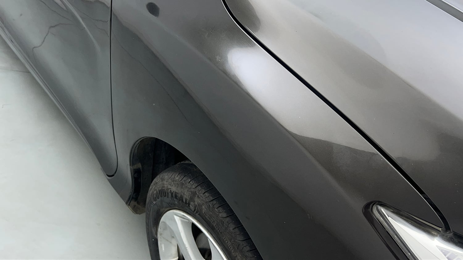 Used 2015 Honda City VX Petrol Manual dents MINOR SCRATCH