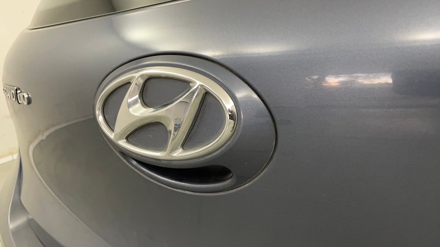 Used 2014 Hyundai Grand i10 Magna 1.2 Kappa VTVT Petrol Manual dents MINOR SCRATCH