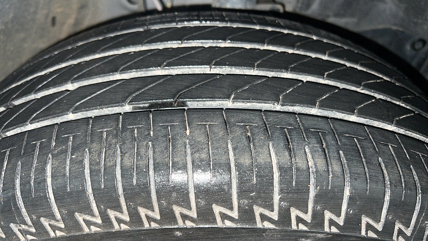 Used 2024 Honda Elevate VX CVT Petrol Automatic tyres RIGHT FRONT TYRE TREAD VIEW