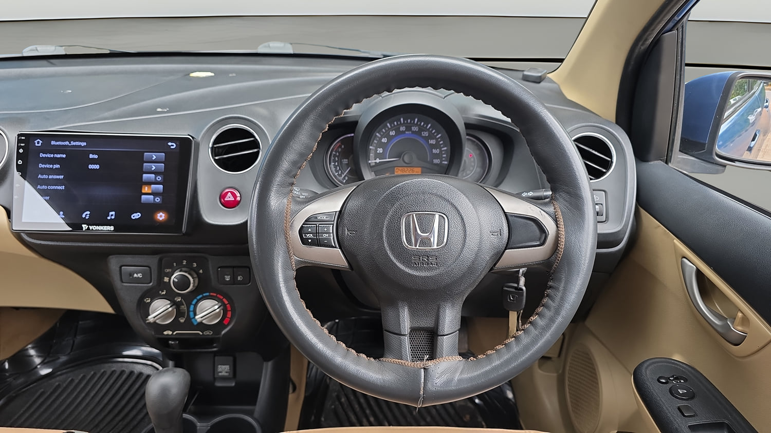 Used 2015 Honda Brio VX AT Petrol Automatic interior STEERING VIEW