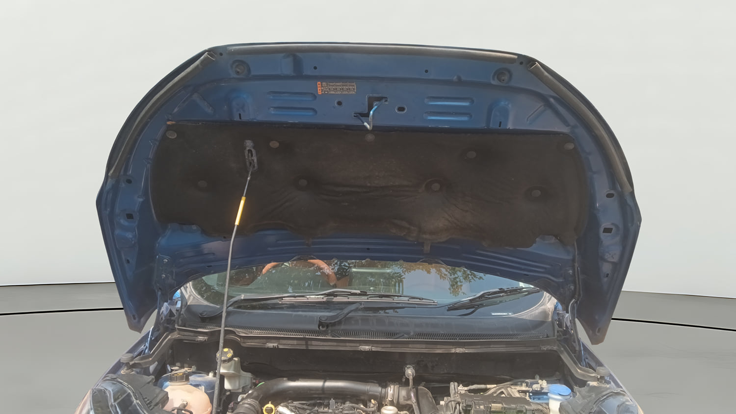 Used 2020 Ford EcoSport S Petrol Petrol Manual engine ENGINE & BONNET OPEN FRONT VIEW