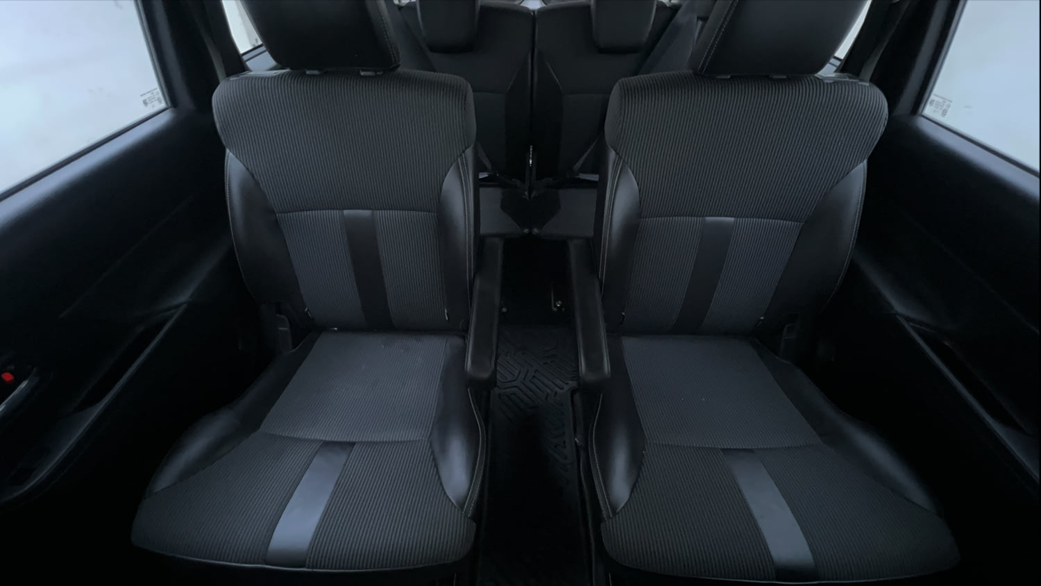 Used 2023 Maruti Suzuki XL6 Zeta AT Petrol Petrol Automatic interior REAR SEAT CONDITION VIEW