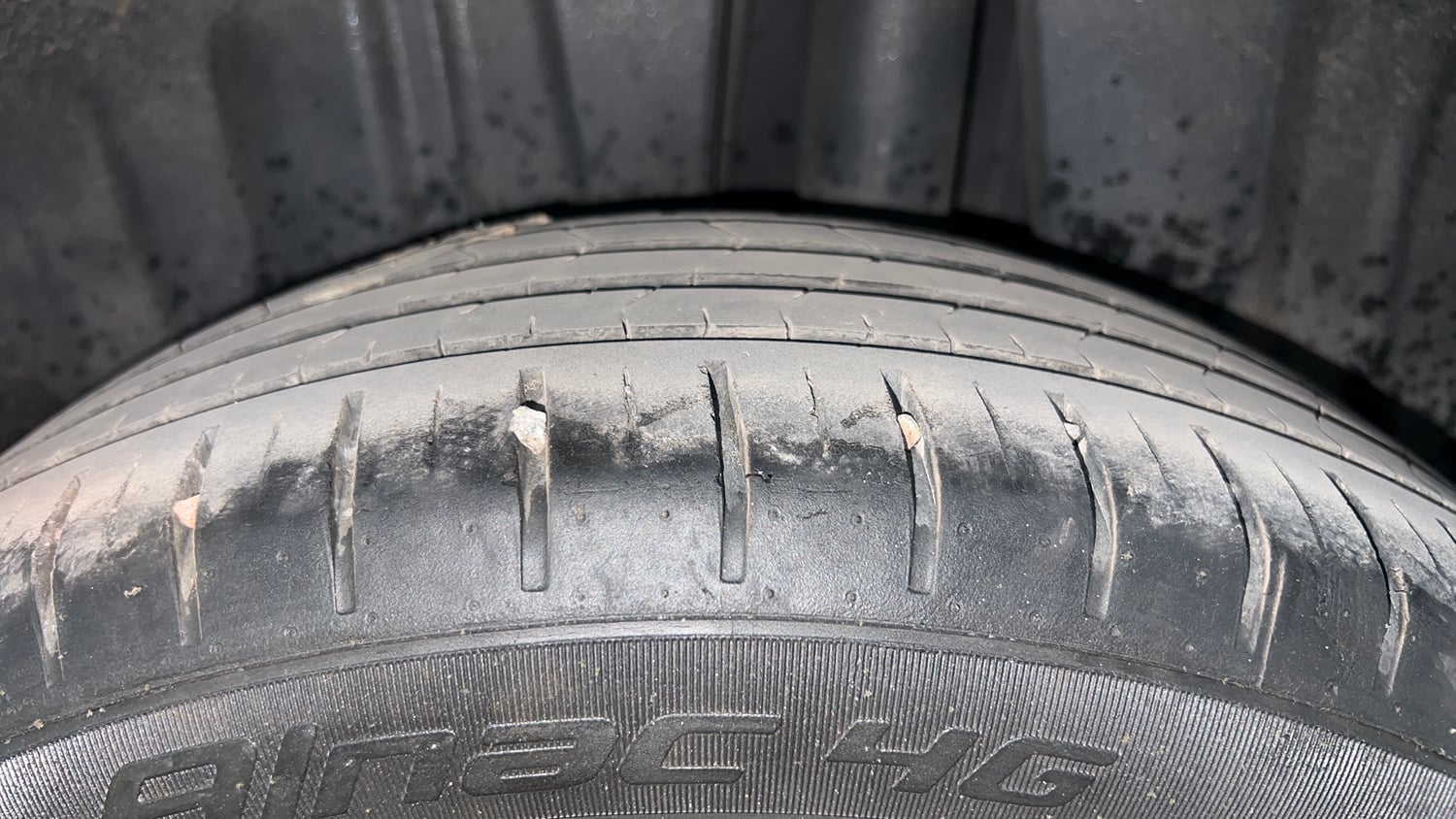 Used 2023 Toyota Glanza V Petrol Manual tyres LEFT REAR TYRE TREAD VIEW