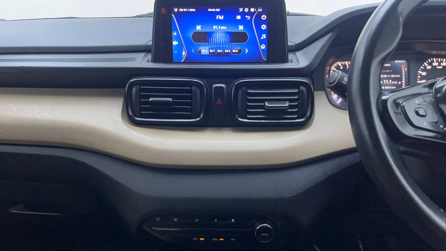 Used 2022 Tata Punch Kaziranga Creative MT Petrol Manual interior MUSIC SYSTEM & AC CONTROL VIEW