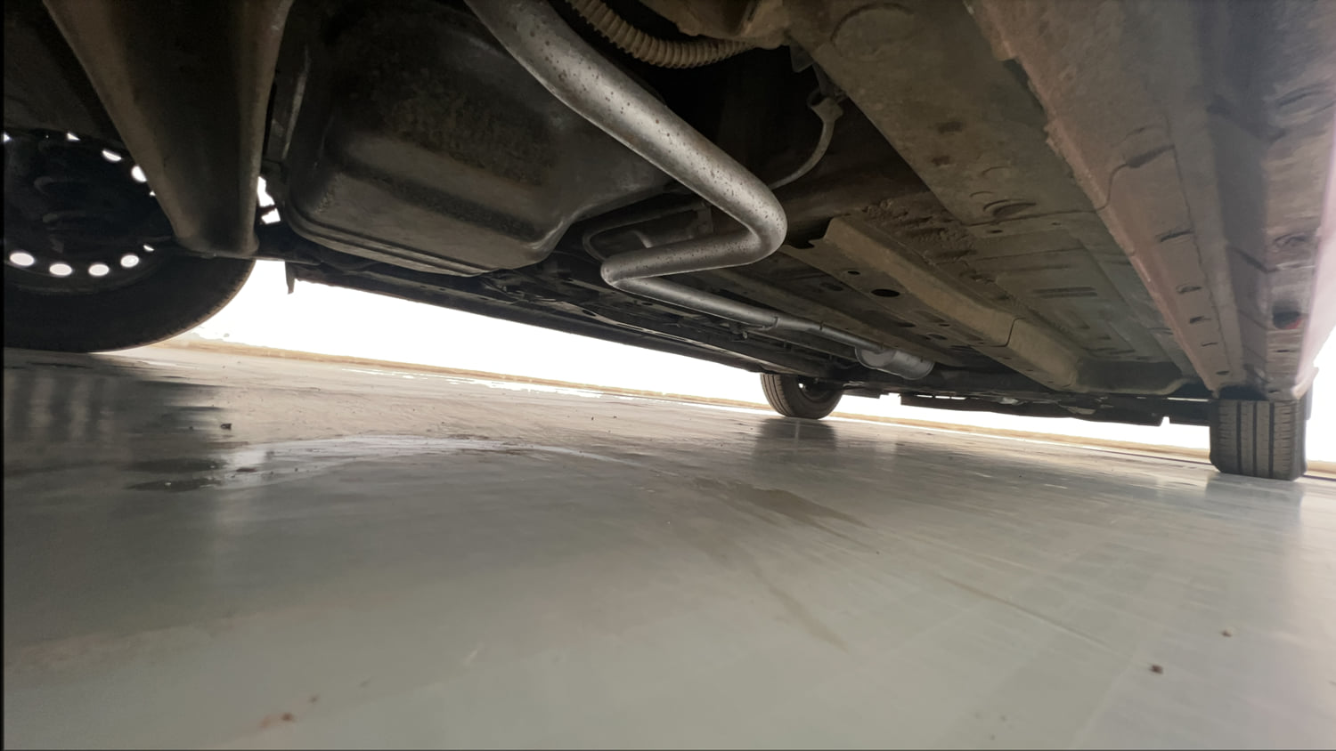 Used 2020 Tata Altroz XE Petrol Petrol Manual extra REAR RIGHT UNDERBODY VIEW