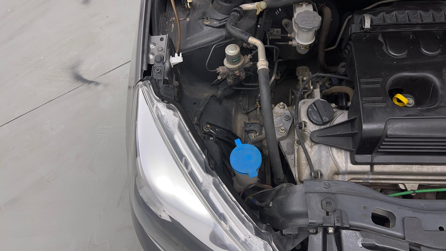 Used 2016 Maruti Suzuki Celerio ZXi AMT Petrol Automatic engine ENGINE RIGHT SIDE VIEW